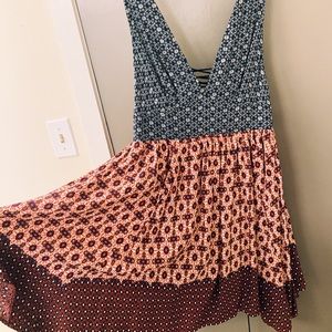 Lulu’s summer dress with fun back!